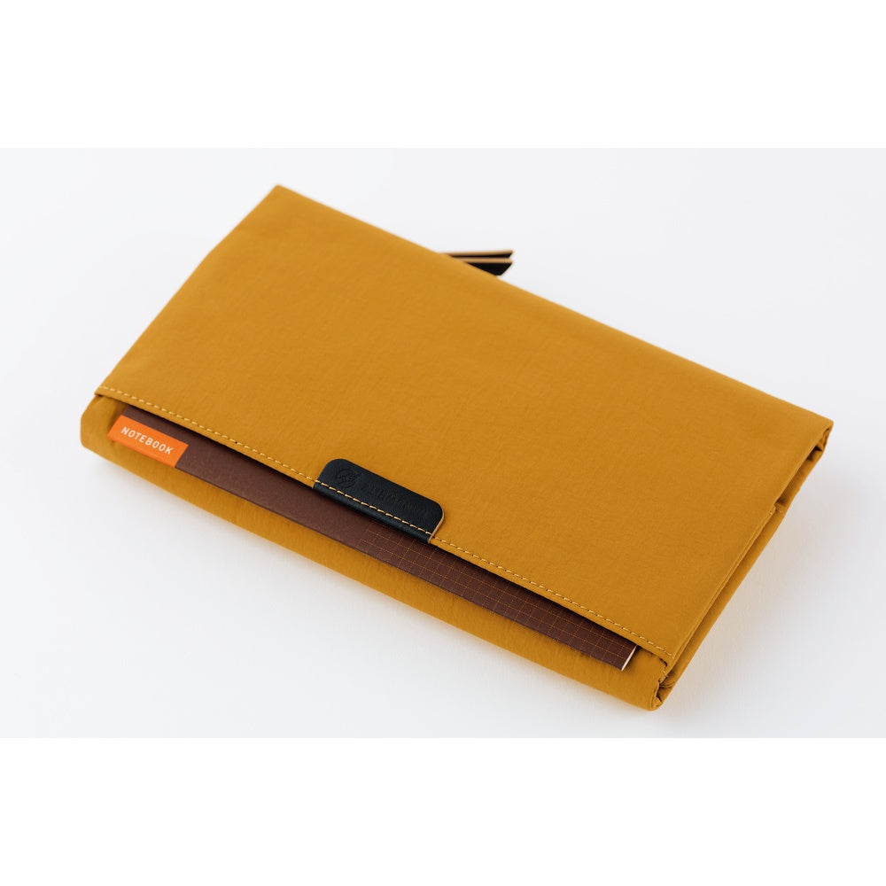 Tragen: Mustard, Weeks Techo Cover