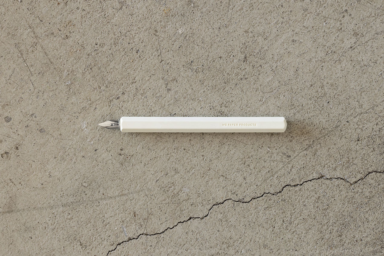 MD Dip Pen, Medium Nib