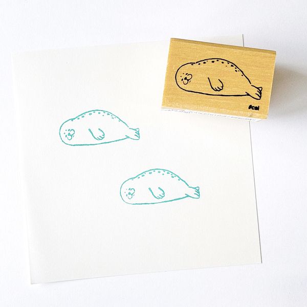Sunbathing Seal, "I Love Stamp" Wooden Rubber Stamp