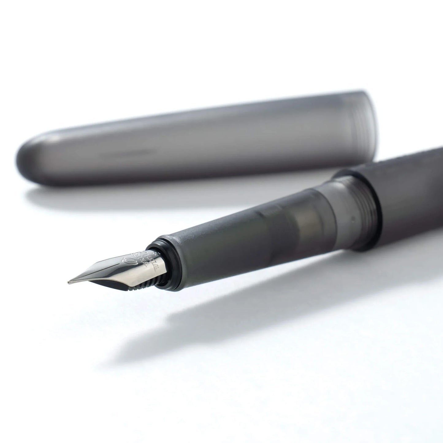 Graphite, Frost Fountain Pen, F / M Nib