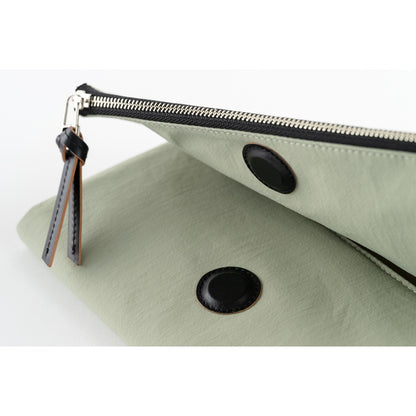 Tragen: Oakmoss, Weeks Techo Cover