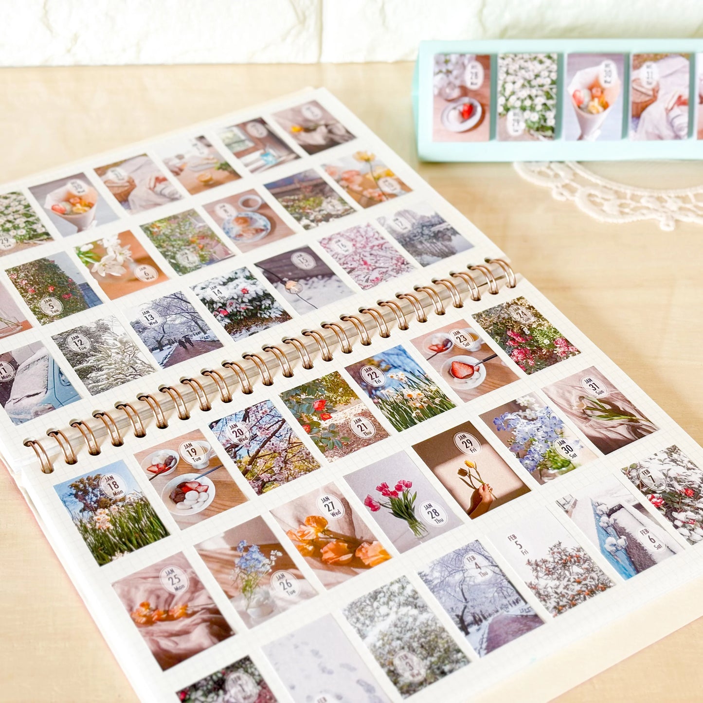 [Pre-Order] himekuri, Memory, 2027 Sticky Note Calendar