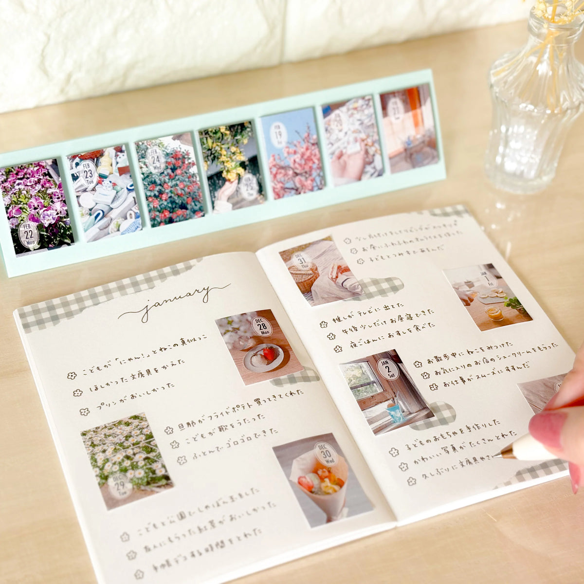 [Pre-Order] himekuri, Memory, 2027 Sticky Note Calendar