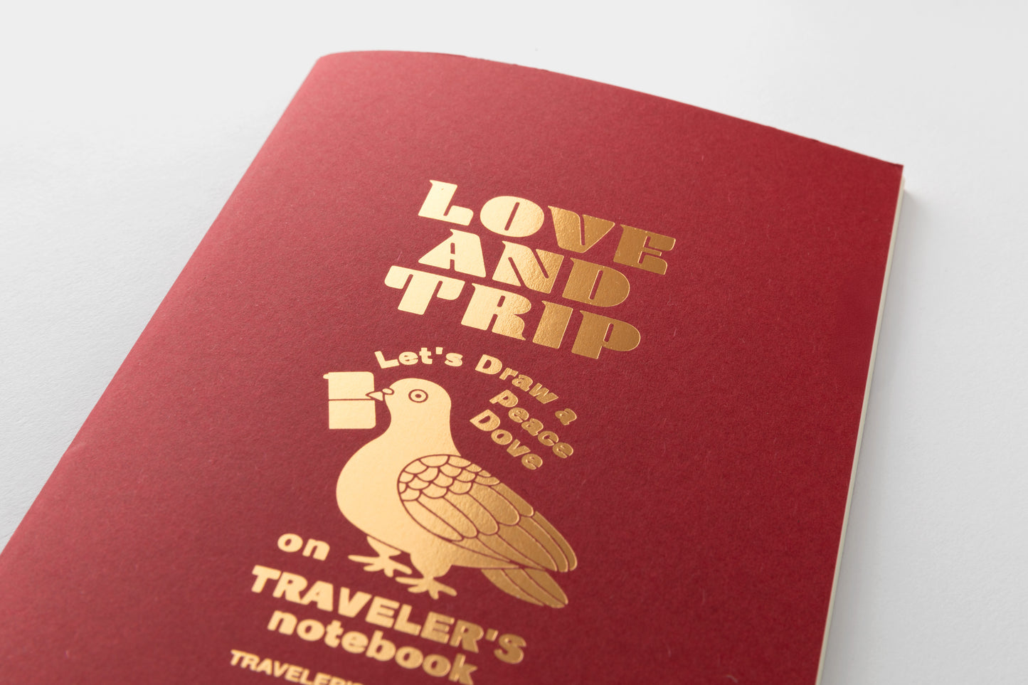 *Pre-Order* TRAVELER'S notebook, LOVE AND TRIP Red, Refill Regular Size