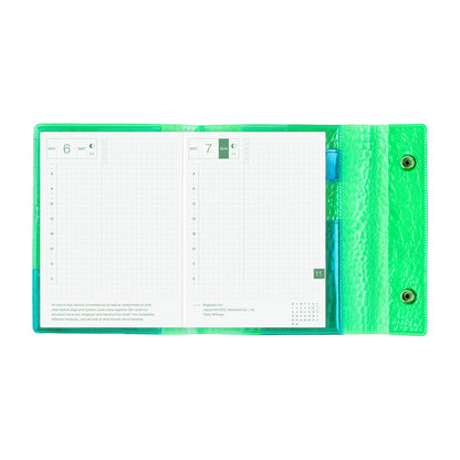 beautiful people: Nothing to Hide (Green), A6 Techo Cover