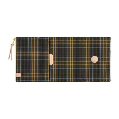 Tragen: Bitter Plaid, A6 Techo Cover