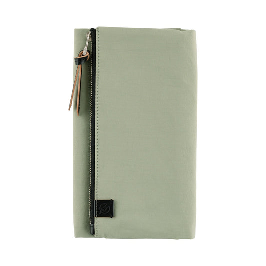 Tragen: Oakmoss, Weeks Techo Cover