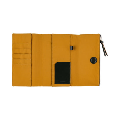Tragen: Mustard, Weeks Techo Cover