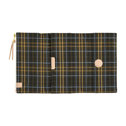 Tragen: Bitter Plaid, Weeks Techo Cover