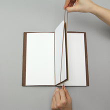 Load image into Gallery viewer, TRAVELER&#39;S notebook, Connecting Rubber Band 021, Refill Regular Size
